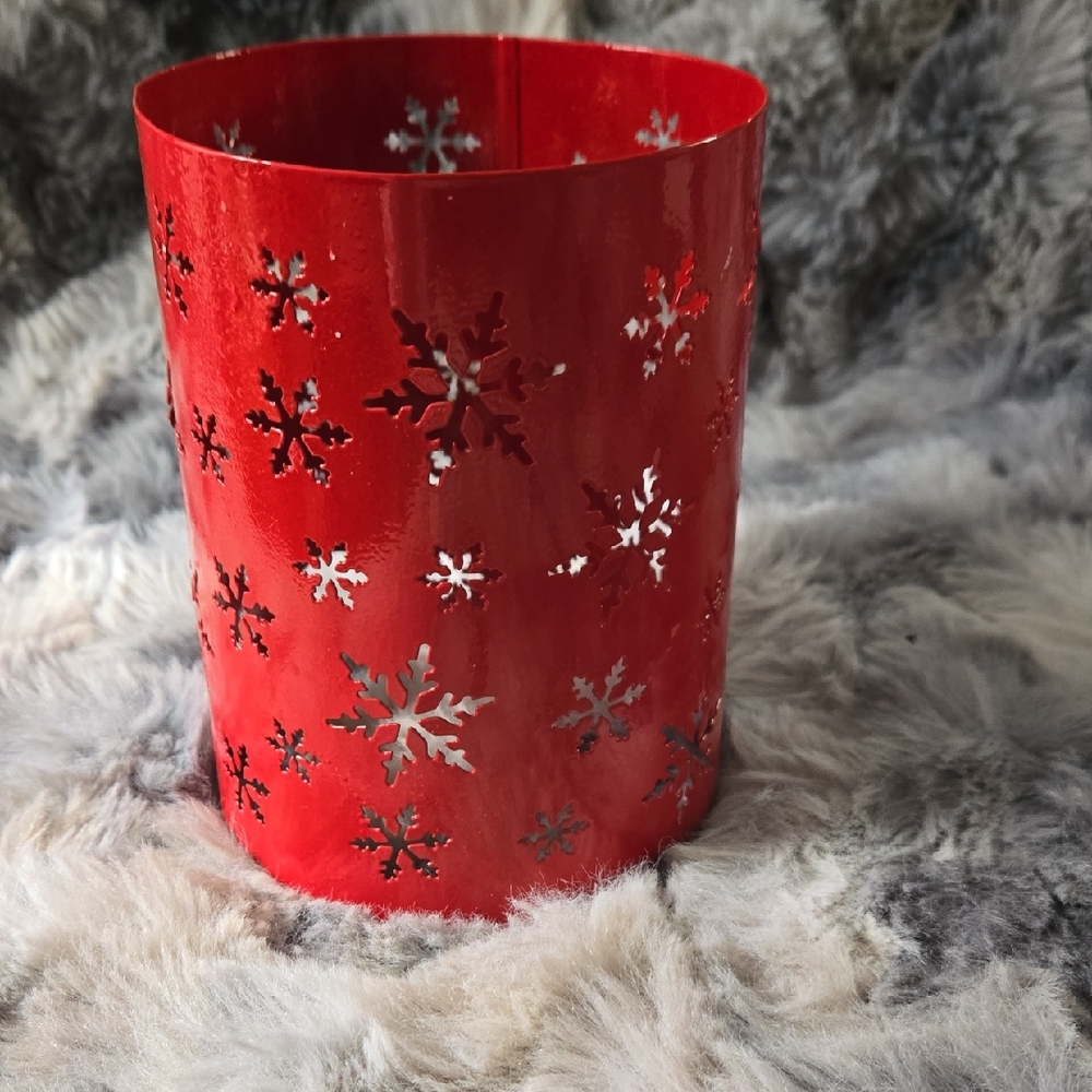 Scentsy Red Snowburst Wrap